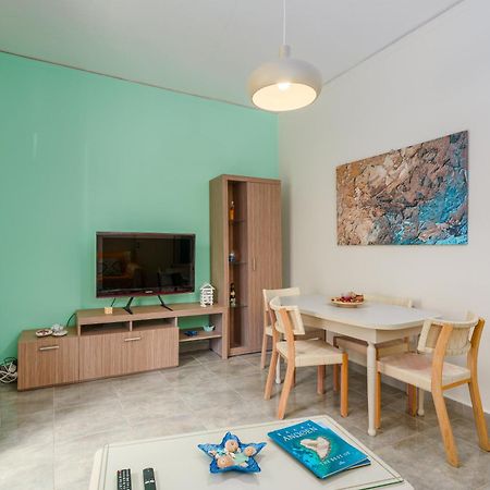 Melite Apartment, In The City Center Artemida  Exterior foto